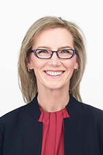 shellylowe_150x225low.jpg
